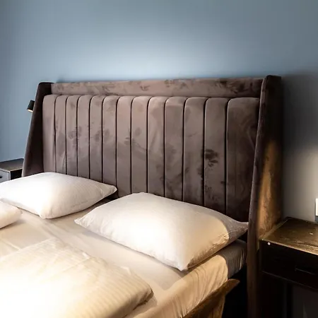 Sleep Medienhafen * Düsseldorf