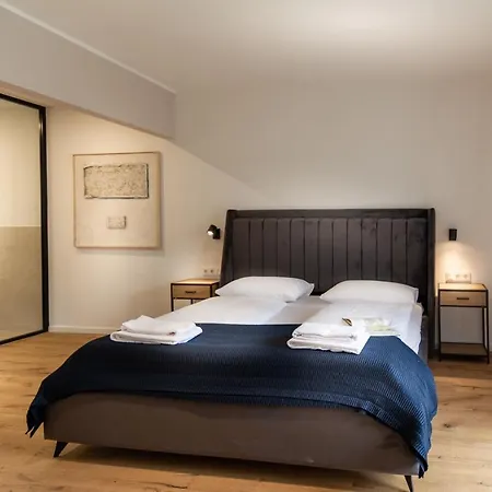 Apartment Sleep Medienhafen Dusseldorf